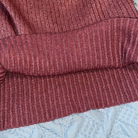 Nine West shimmer metallic crewneck ribbed fitted sweater rose pink medium - Picture 7 of 10